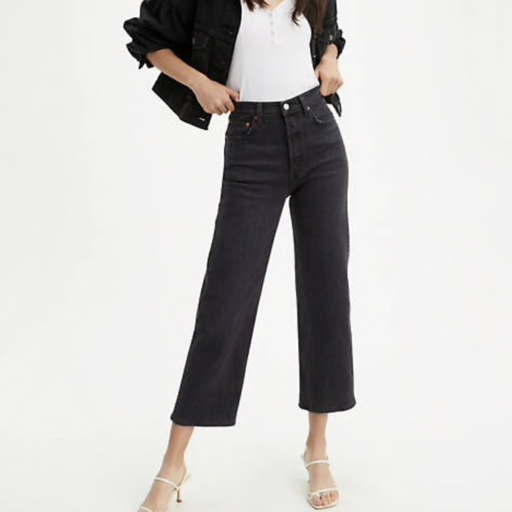 Levi’s Ribcage Straight Leg Jean Feeling Cagey